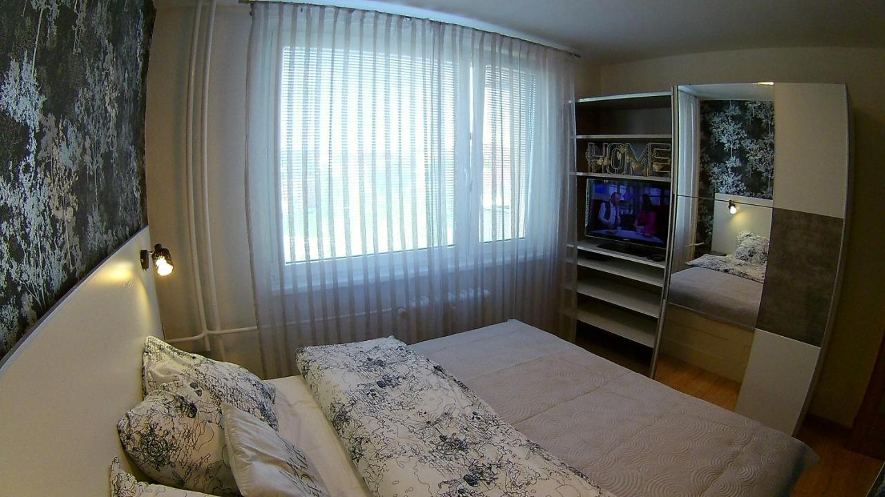 ズノイモApartman Barborkaアパートメント エクステリア 写真